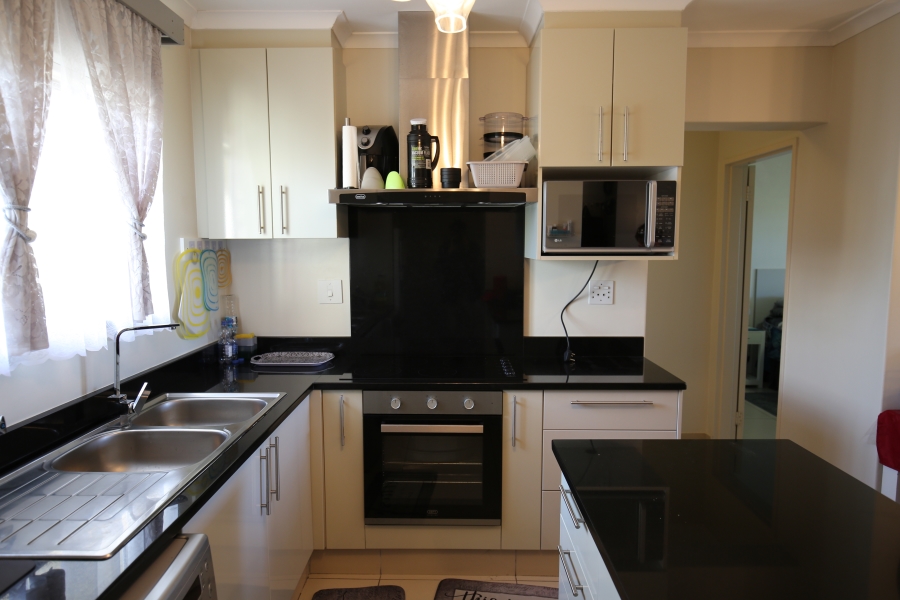 2 Bedroom Property for Sale in Goose Valley Western Cape